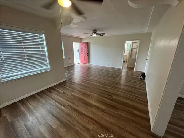 1008 Woodworth ST, San Fernando, CA 91340