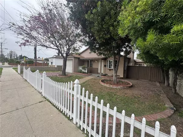 7418 Tyrone AVE, Van Nuys, CA 91405