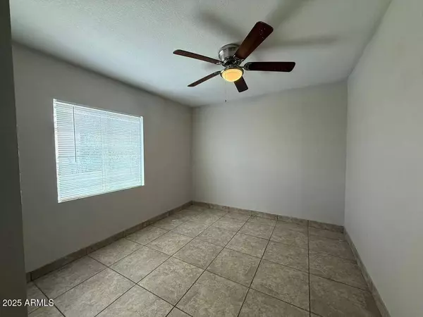 2725 W MARSHALL Avenue, Phoenix, AZ 85017