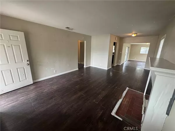 7418 Tyrone AVE, Van Nuys, CA 91405