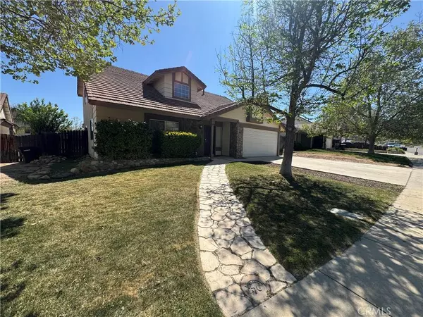 3465 Apple Blossom LN, Lake Elsinore, CA 92530