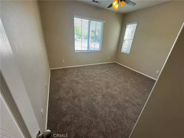 1128 N Yucca AVE, Rialto, CA 92376