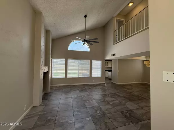 4040 W ELECTRA Lane, Glendale, AZ 85310