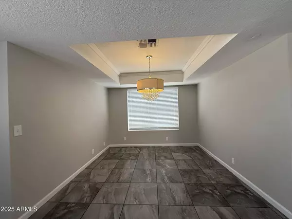 4040 W ELECTRA Lane, Glendale, AZ 85310