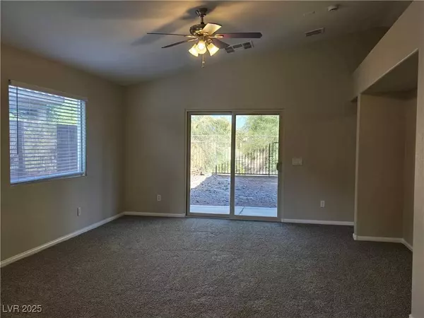 3388 Old Course ST, Las Vegas, NV 89122