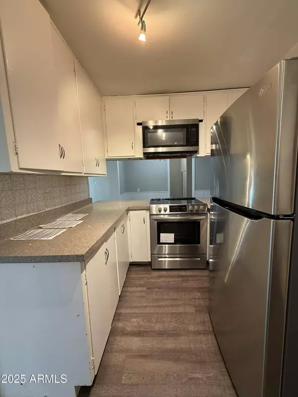 1723 W CHERYL Drive, Phoenix, AZ 85021