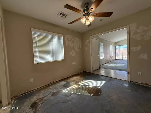 43213 W COWPATH Road, Maricopa, AZ 85138