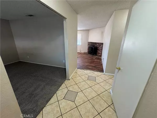 39730 E 165th ST E, Palmdale, CA 93591