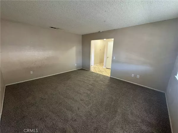 39730 E 165th ST E, Palmdale, CA 93591