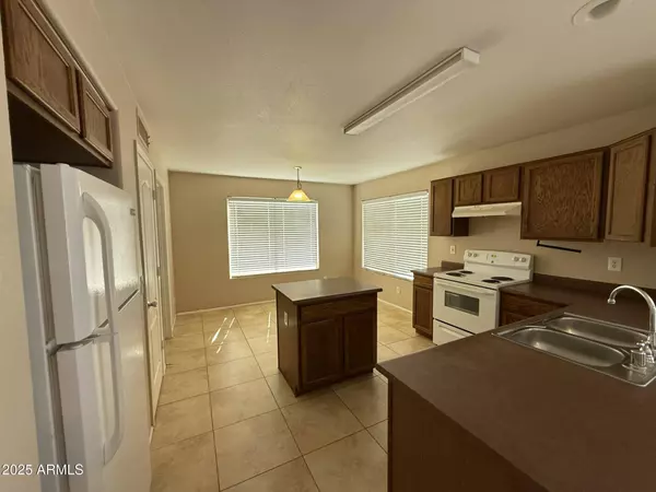 12547 W PASADENA Avenue, Litchfield Park, AZ 85340