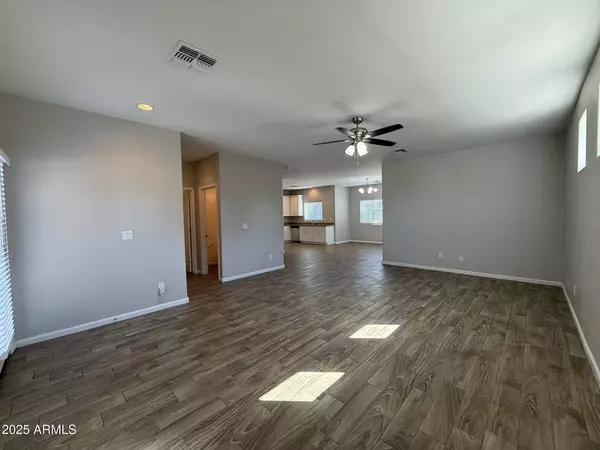 1720 W POLLACK Street, Phoenix, AZ 85041