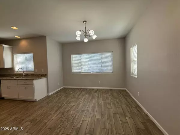 1720 W POLLACK Street, Phoenix, AZ 85041