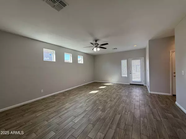 1720 W POLLACK Street, Phoenix, AZ 85041