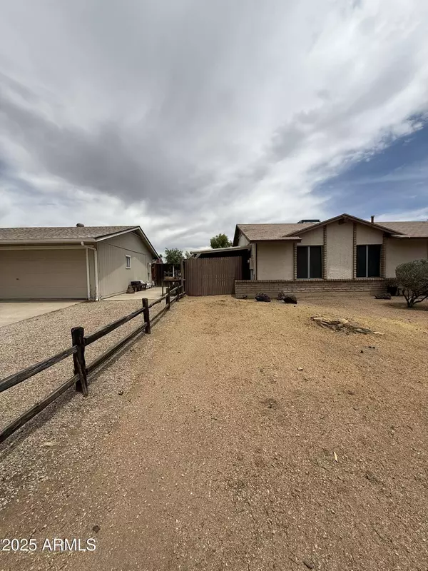 1804 W KRISTAL Way, Phoenix, AZ 85027