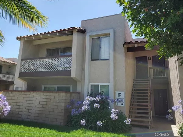 700 W La Veta AVE #F2, Orange, CA 92868