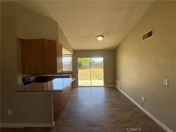 15569 Athol ST, Fontana, CA 92335