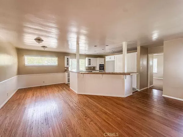 409 N Elwood AVE, Glendora, CA 91741