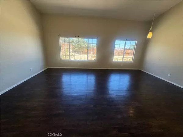 3151 Tourmaline LN, Palmdale, CA 93550