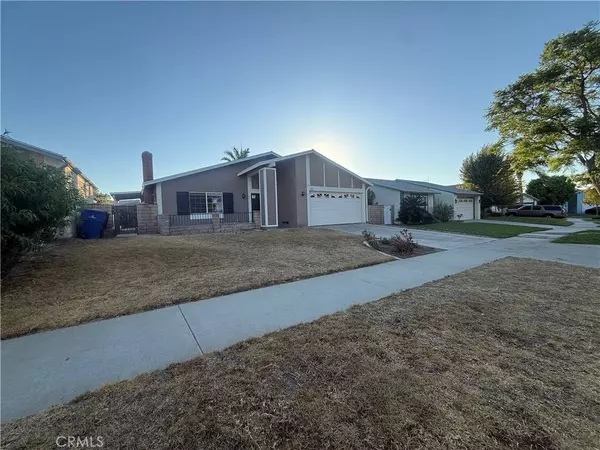 7051 Idyllwild LN, Riverside, CA 92503