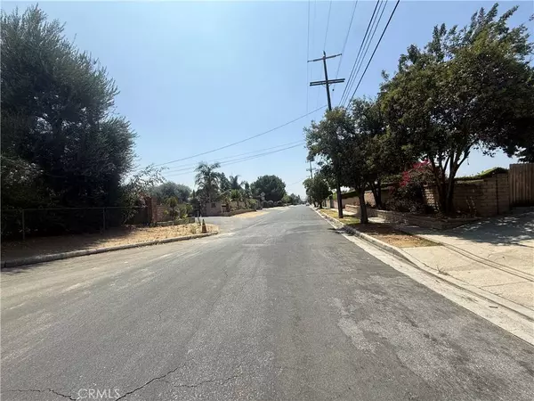 13751 De Garmo AVE, Rancho Cascades, CA 91342