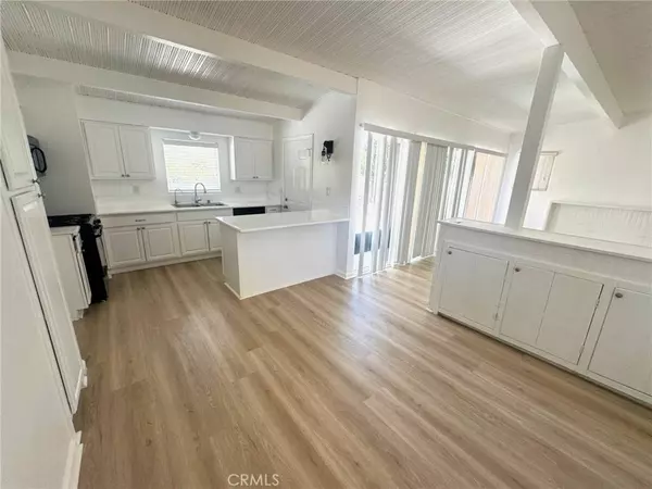 17731 Elkwood ST, Reseda, CA 91335