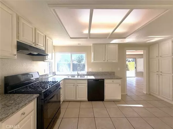 25077 Morning Dove WAY, Moreno Valley, CA 92551