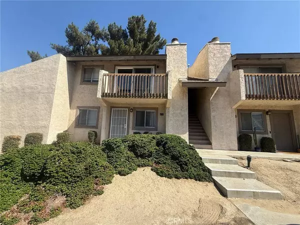 1251 S Meadow LN #174, Colton, CA 92324