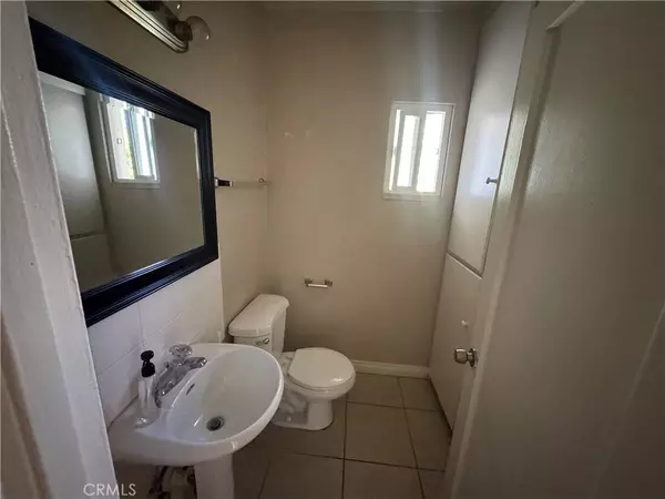 8576 Blossom LN, Lemon Grove, CA 91945