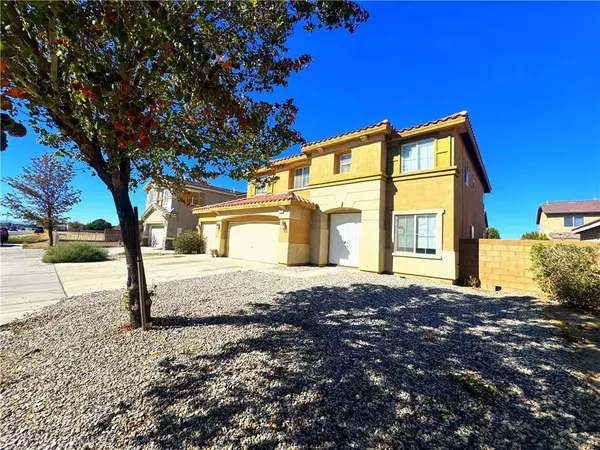 2709 E Avenue J4, Lancaster, CA 93535