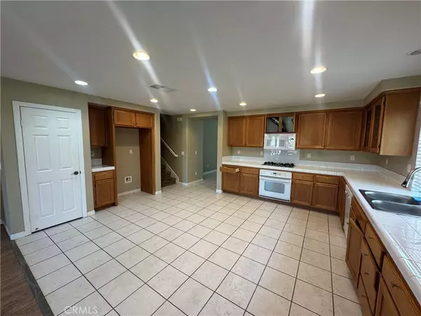 5234 Topsail DR, San Diego, CA 92154