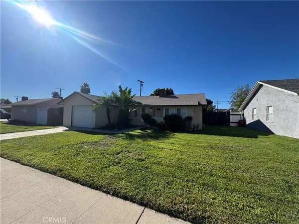 7943 Lasaine AVE, Northridge, CA 91325