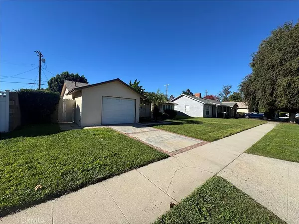7943 Lasaine AVE, Northridge, CA 91325