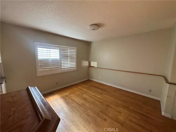 6853 Willis AVE, Van Nuys, CA 91405