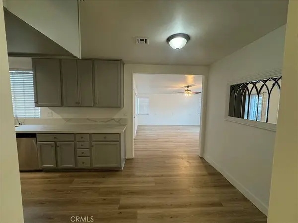547 S Yorba ST, Orange, CA 92869