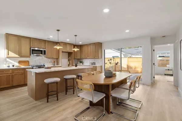 145 E Green ST, Claremont, CA 91711