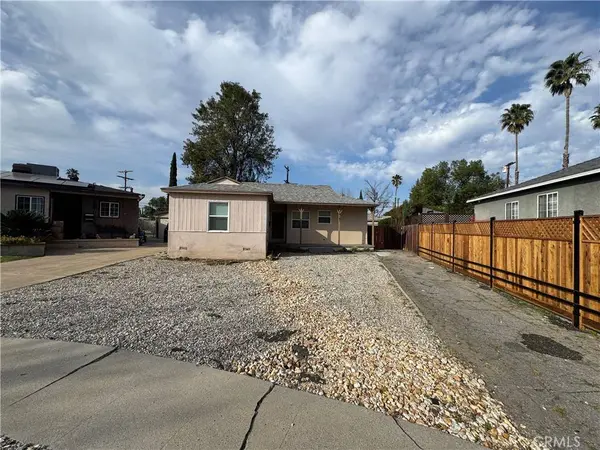 18147 Archwood ST, Reseda, CA 91335