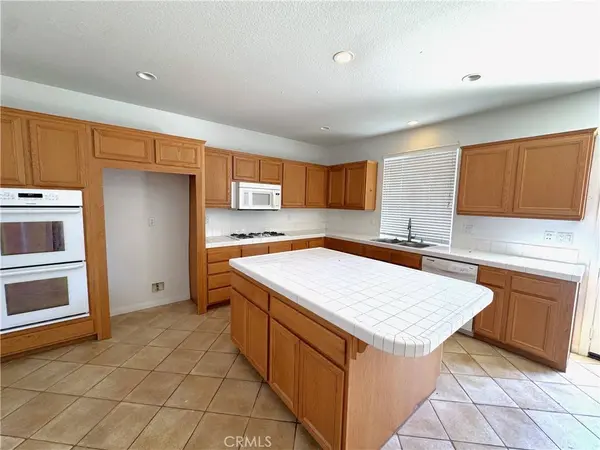 25130 Pacific Crest ST, Corona, CA 92883