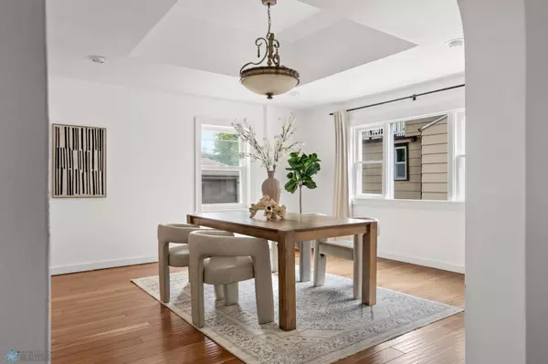 344 9th AVE S, Fargo, ND 58103