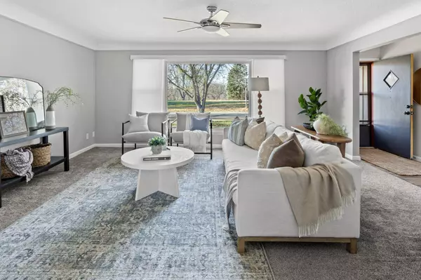 1708 3rd ST S, Moorhead, MN 56560