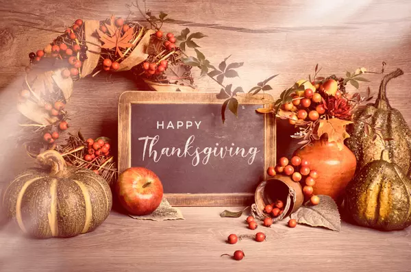 Essential Toronto Thanksgiving Hosting Tips: Your Home Prep Checklist for a Seamless Gathering
