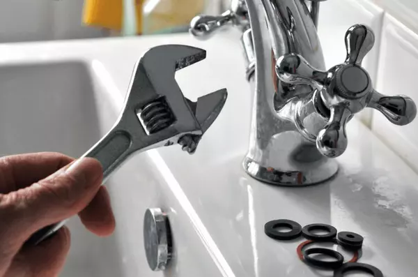Your Essential Spring Plumbing Check-Up Guide for Toronto Homeowners