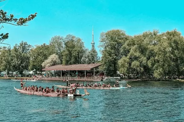 Exploring Toronto & Surrounding Areas: Your Guide to a Vibrant Weekend!
