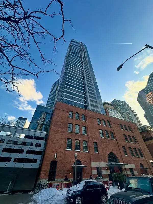 Skyline Luxury: Why Suite 4406 at 5 St. Joseph St. is Toronto’s Most Coveted Address,Khoa Le