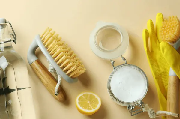 The Natural Toronto Home Reset: Simple DIY Cleaners That Actually Work