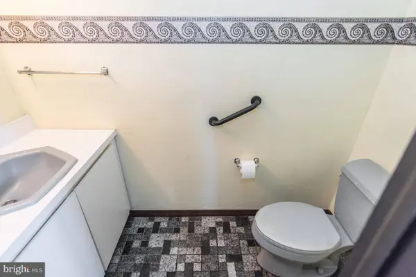 9316 LARAMIE RD, Philadelphia, PA 19115