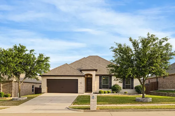 For Sale: Stylish & Smart Living at 230 Heatherstone Dr | Real Estate Agent in Dallas TX