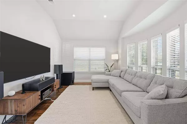 3025 Fern Court, Midlothian, TX 76065