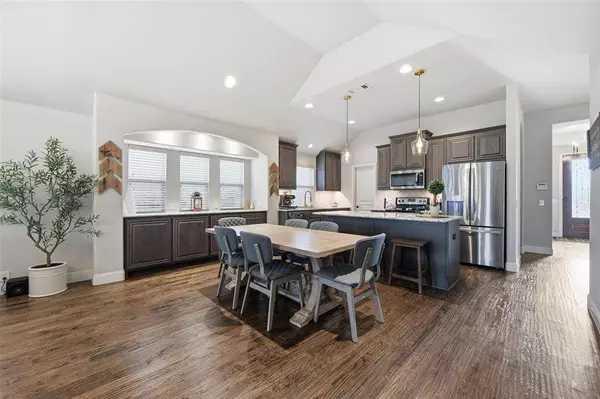 3025 Fern Court, Midlothian, TX 76065