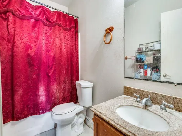 1315 Caldwell Avenue, Dallas, TX 75223