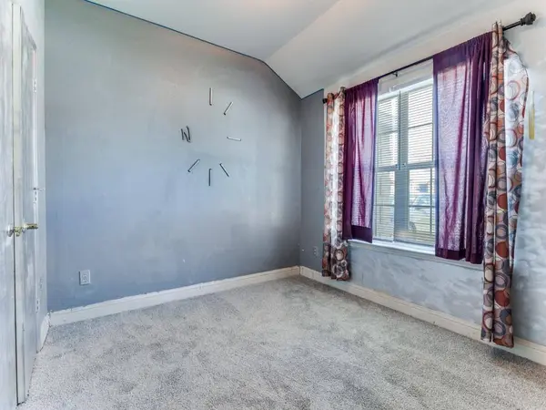 1315 Caldwell Avenue, Dallas, TX 75223